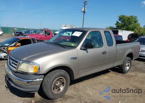 2002 Ford F-150 Xl/Xlt z USA, uszkodzony, nr VIN 1FTRX17262NB85421